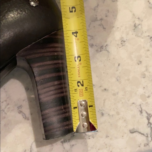 Ugg Boots - Picture 10 of 10